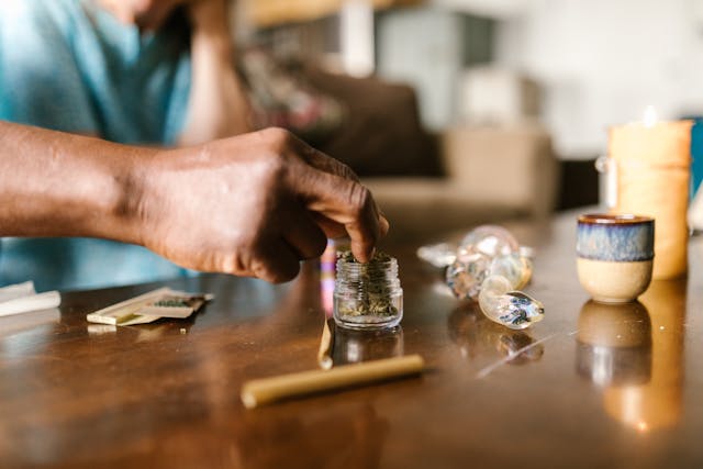 an individual doing accounting for medical marijuana